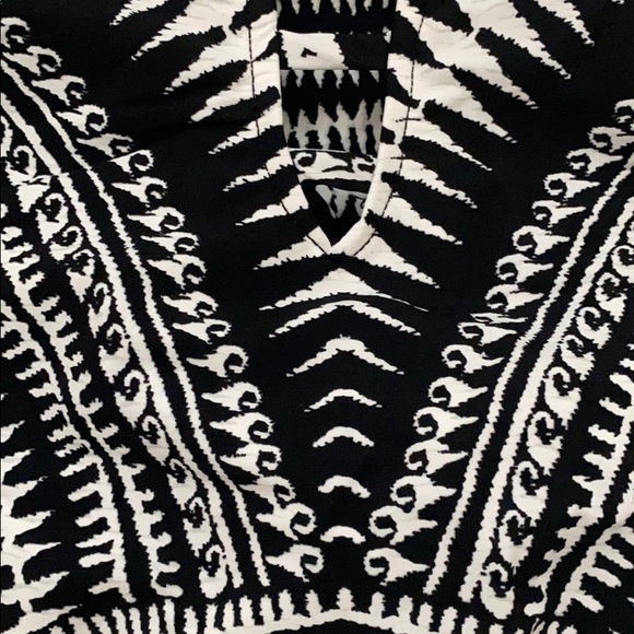 ✨LAST ONE✨ La Blanca Maori One-Piece Swimsuit - Picture 8 of 11